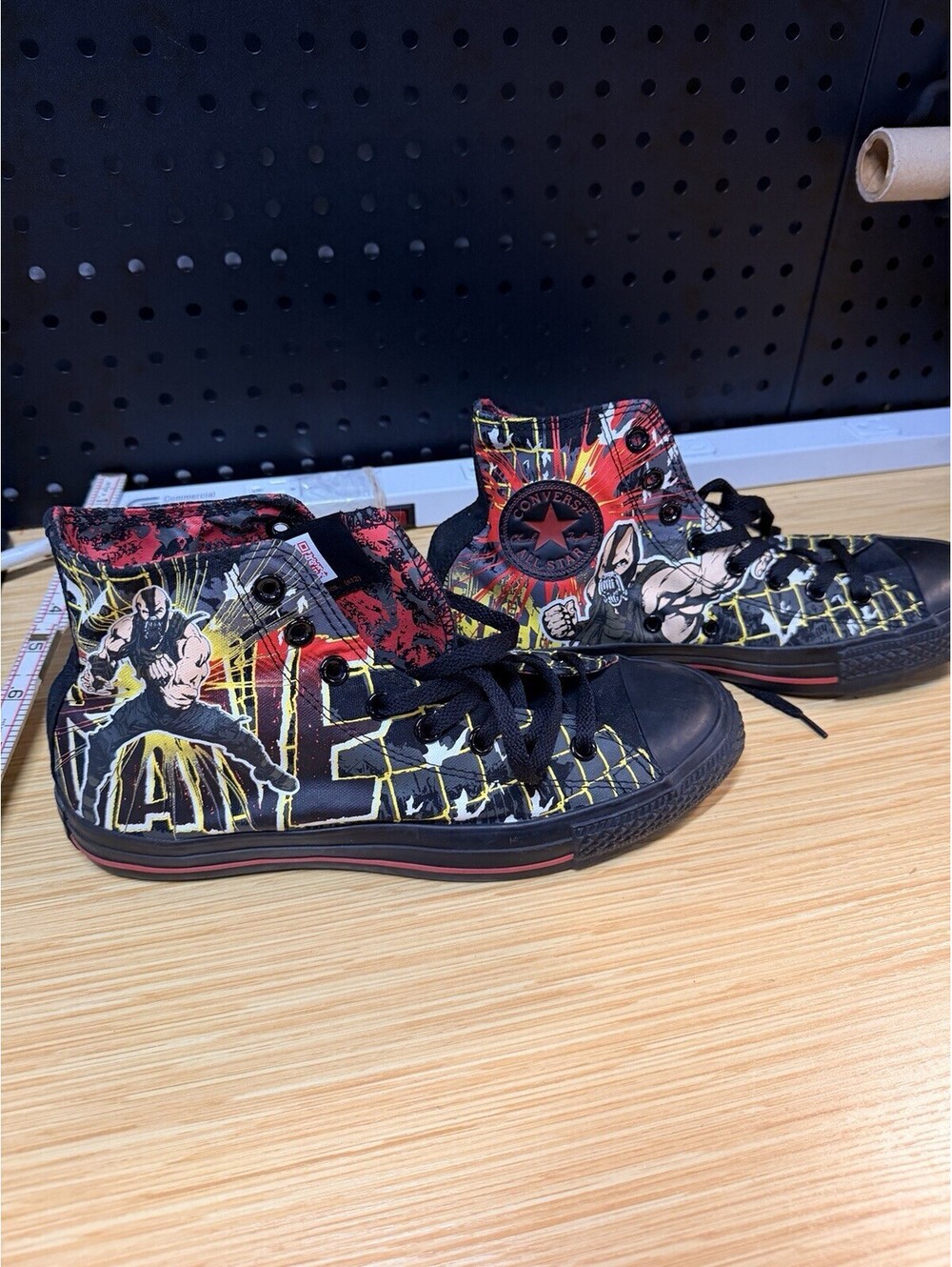 Converse All Star Chuck Taylor's The Dark Knight Rises Bane Men 8 Women 10 Shoe - Picture 2 of 16